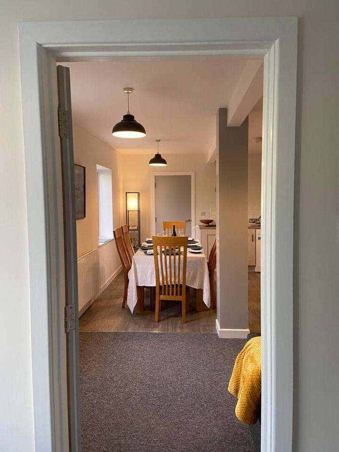 Town House In Ideal Location Central Enniskillen Exteriör bild