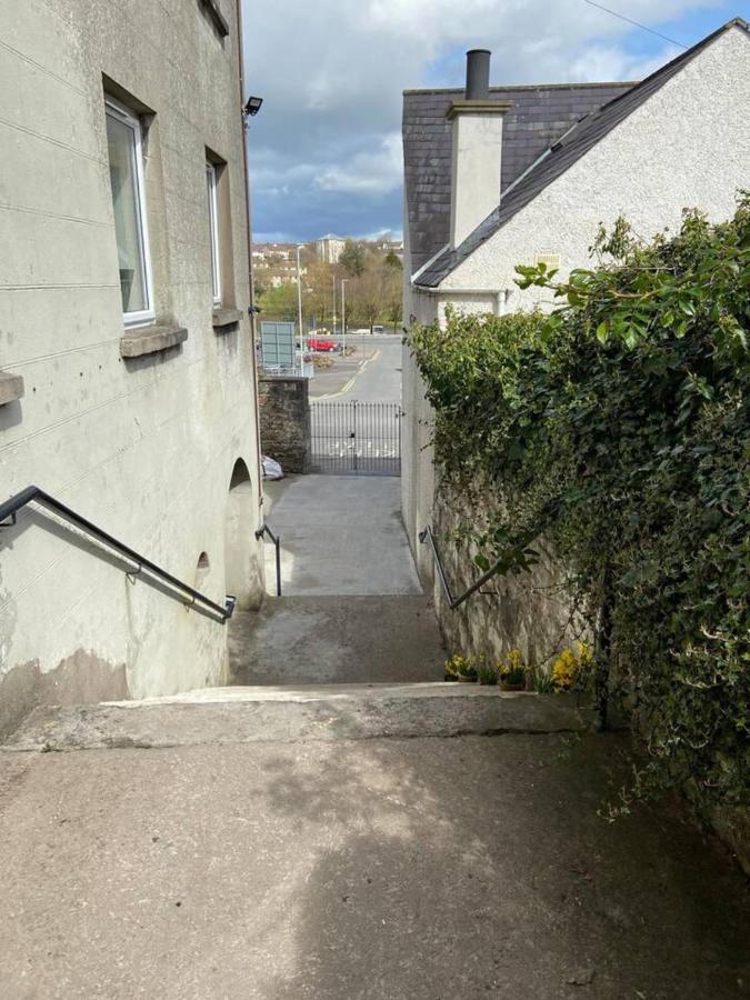 Town House In Ideal Location Central Enniskillen Exteriör bild